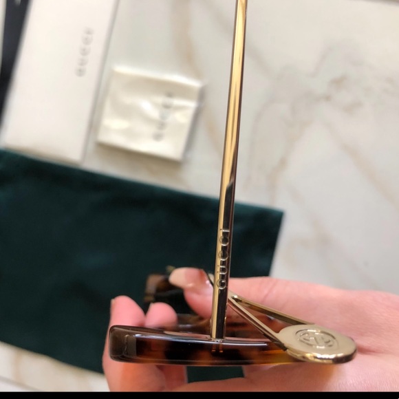 🔥NEW GUCCI SHOW STOPPER SUNGLASSES 🔥 - Picture 11 of 13